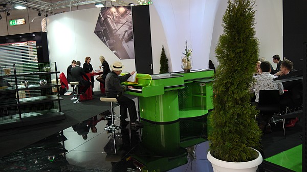 P1020124m.jpg
