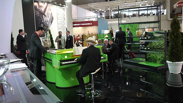 P1020367m.jpg