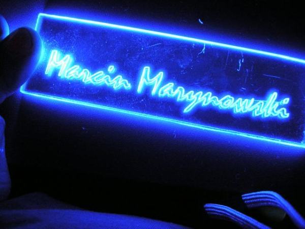 neon1.jpg