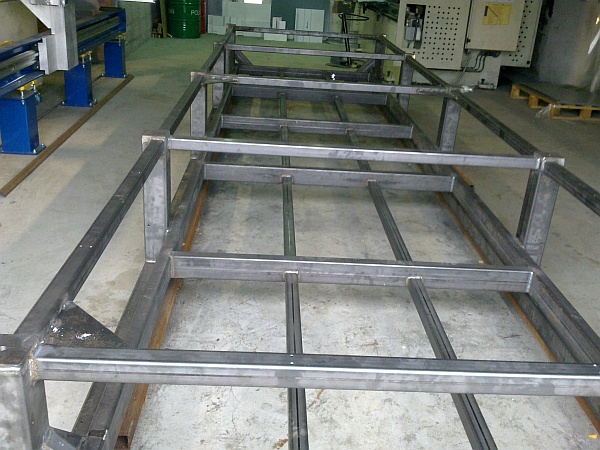 20120919309m.jpg