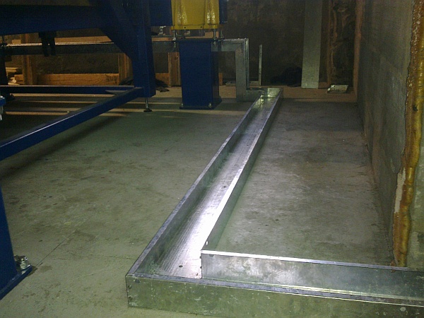 20121126409m.jpg