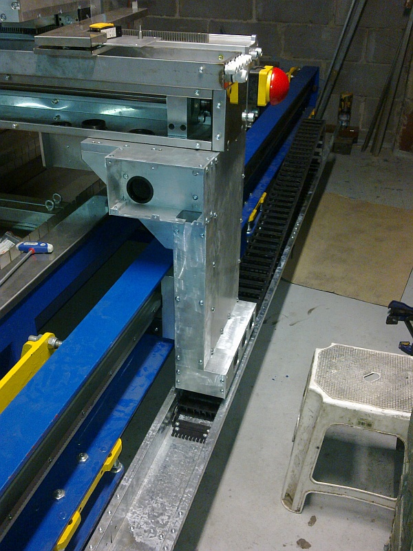 20121129429m.jpg