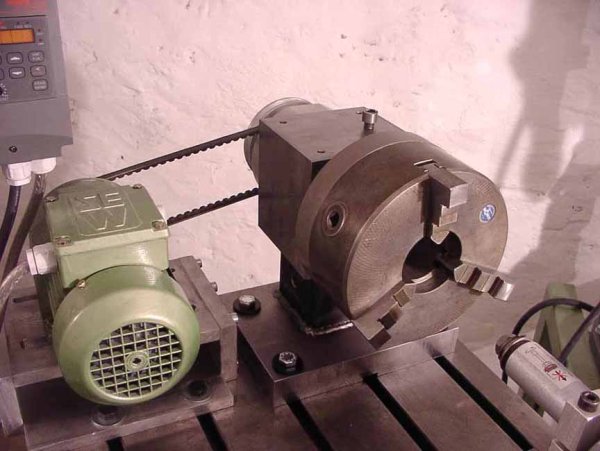 4313_115278691588_SpinReal29.jpg