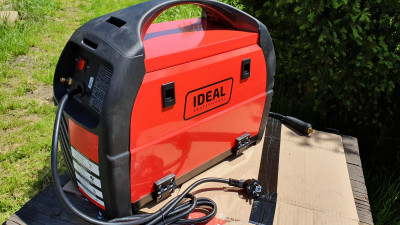 Spawarka Ideal TecnoMIG 205 Alu Synergia 16.jpg