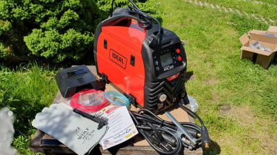Spawarka Ideal TecnoMIG 205 Alu Synergia 26.jpg