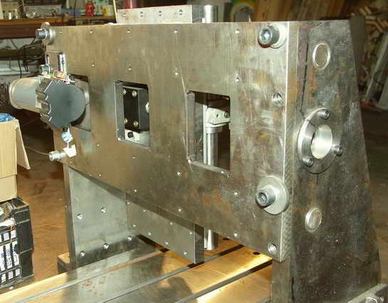 frezarka586_resize.jpg