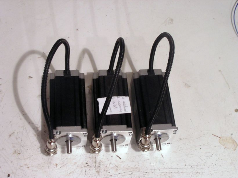 silniki 23HS2430-08 3A 3,0Nm